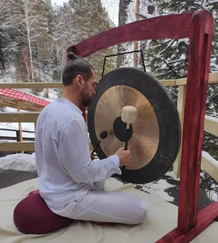 Духовные практики и медитации зимой на Алтае